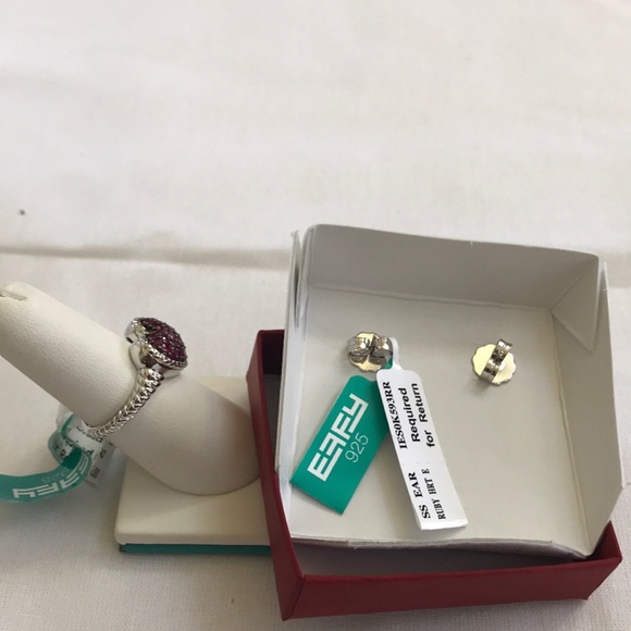 Jewelry - Picture 2 of 6